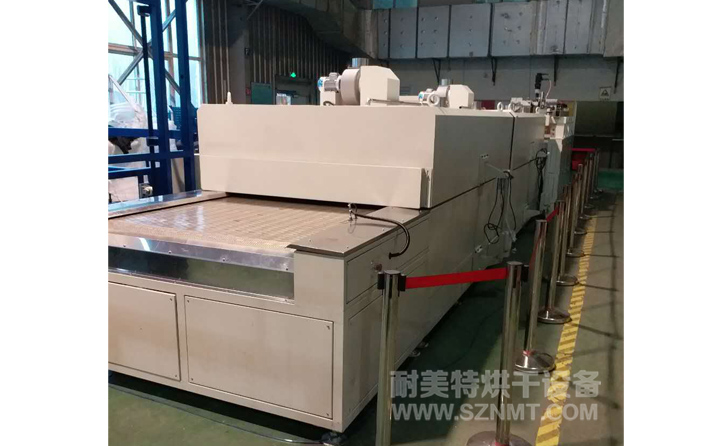 汽車(chē)內(nèi)飾件軟化隧道爐烘干線 汽車(chē)內(nèi)飾件軟化隧道爐烘干線